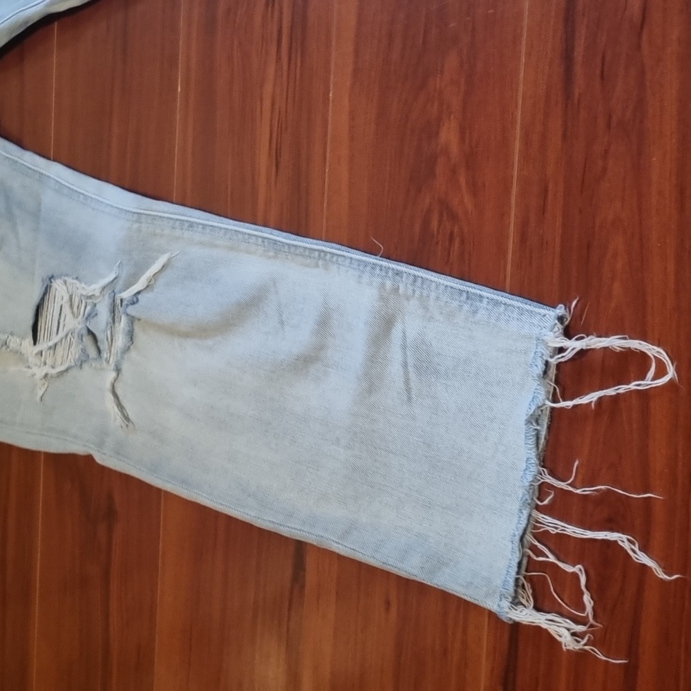 Old Navy Distressed Boyfriend Jeans Blue Size 8 - Picture 3 of 15